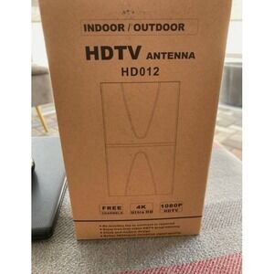 HDTV Antenna HD012 ~ Indoor / Outdoor ~ New In Box
